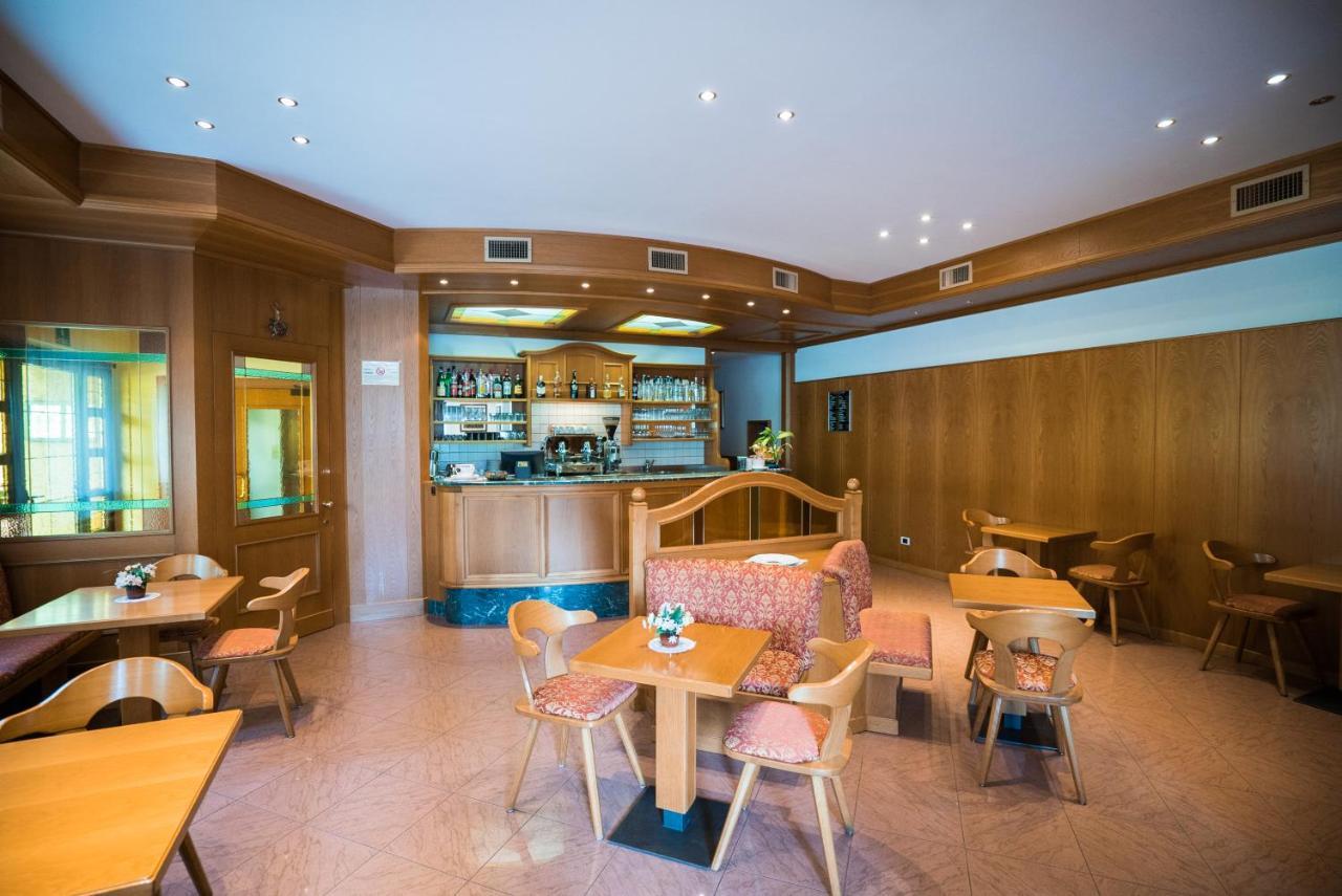 Hotel Rio Caderzone Bagian luar foto
